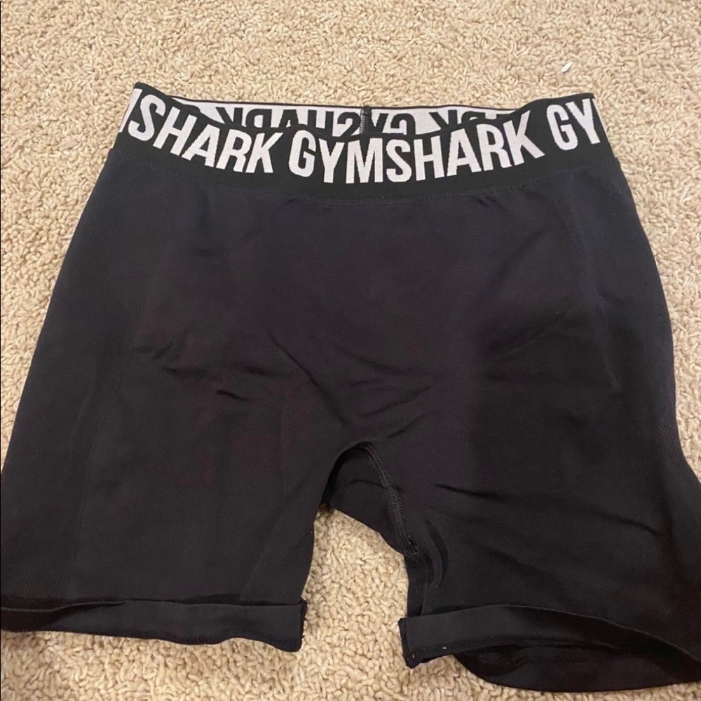 GYMSHARK biker shorts